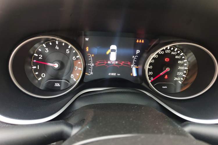 Used Jeep Compass 2020 220T Automatic Elite Edition Odometer Close Up