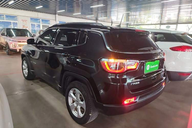 Used Jeep Compass 2020 220T Automatic Leading Edition Rear Left 45 Deg