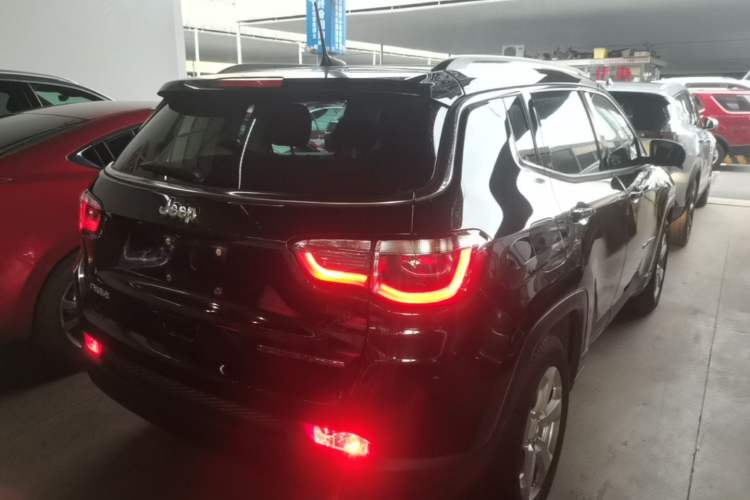 Used Jeep Compass 2020 220T Automatic Leading Edition Rear Right 45 Deg