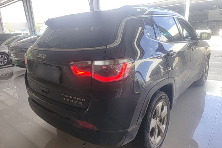 Used Jeep Compass 2020 220T Automatic Leading Edition Rear Right 45 Deg