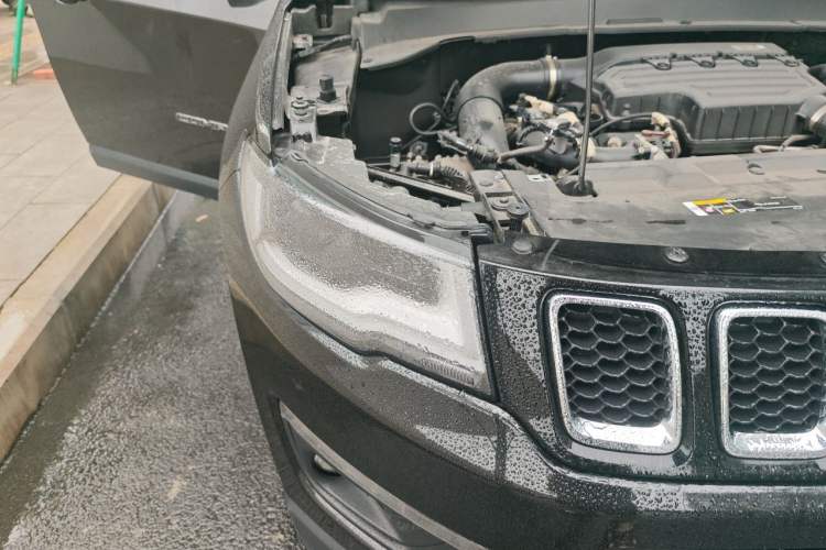 Used Jeep Compass 2020 220T Automatic Leading Edition Right Front Headlight