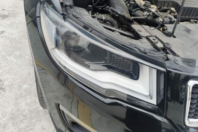 Used Jeep Compass 2020 220T Automatic Leading Edition Right Front Headlight