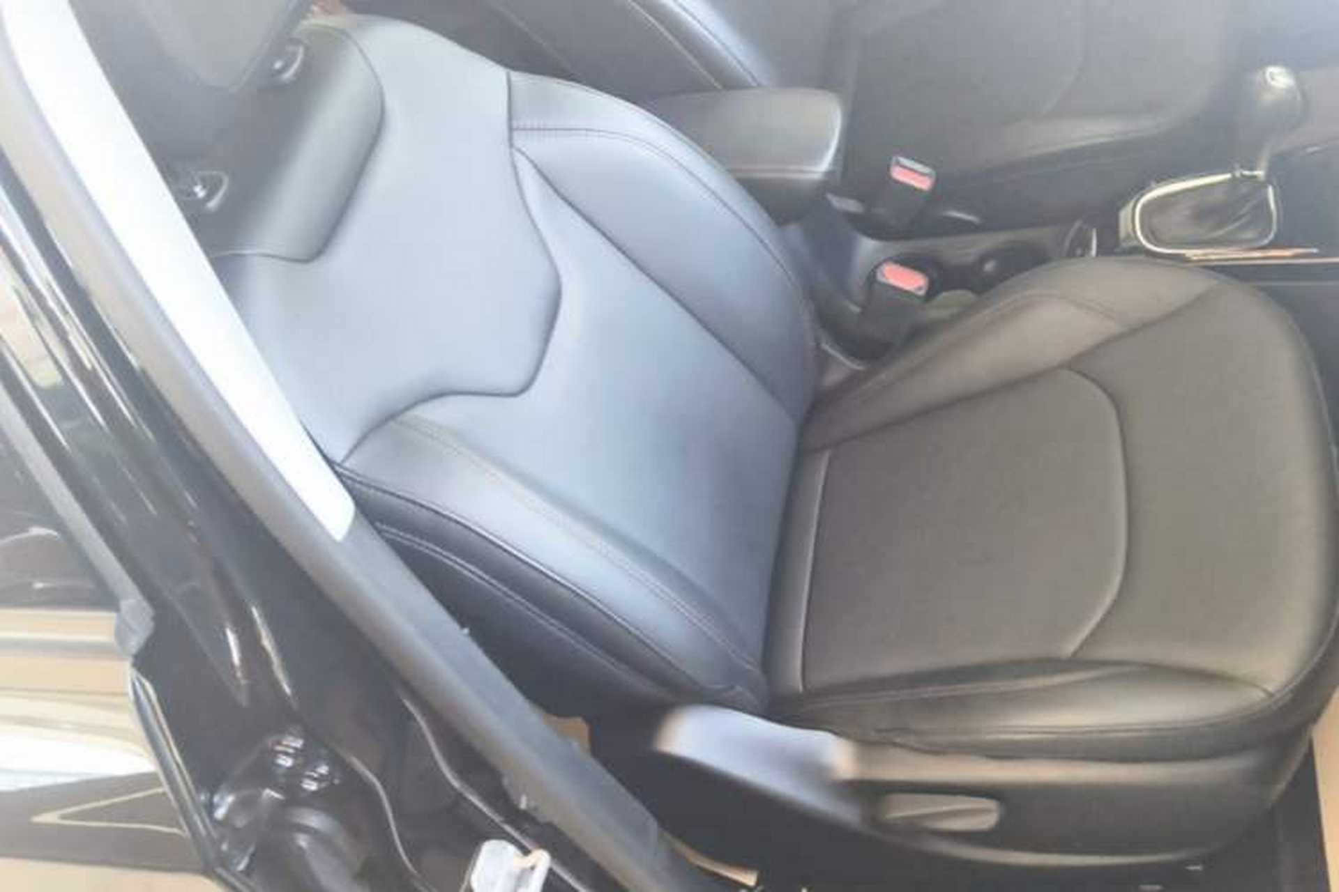 Used Jeep Compass 2020 220T Automatic Elite Edition Right Front Seat