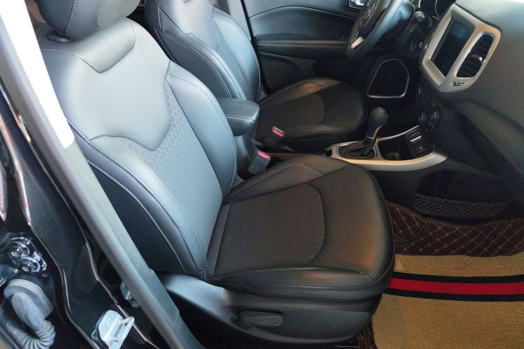 Used Jeep Compass 2020 220T Automatic Leading Edition Right Front Seat