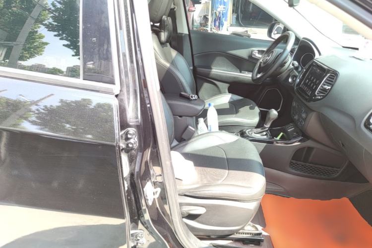 Used Jeep Compass 2020 220T Automatic Elite Edition Right Front Seat
