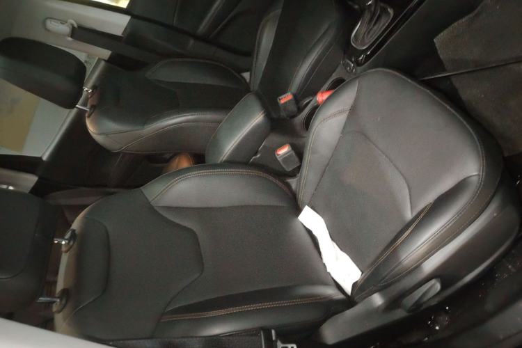 Used Jeep Compass 2020 220T Automatic Elite Edition Right Front Seat