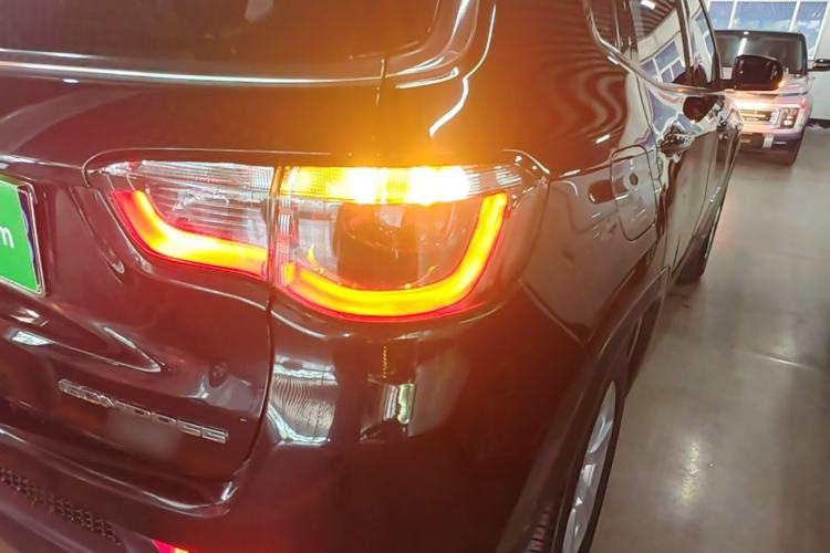 Used Jeep Compass 2020 220T Automatic Leading Edition Right Rear Taillight