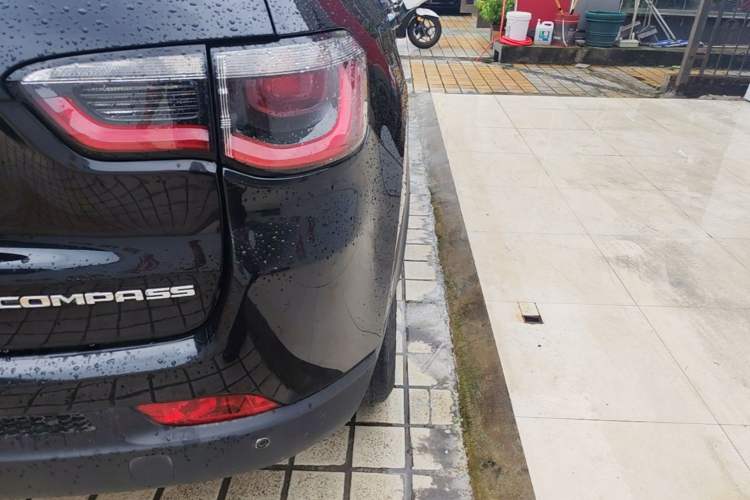 Used Jeep Compass 2020 220T Automatic Leading Edition Right Rear Taillight