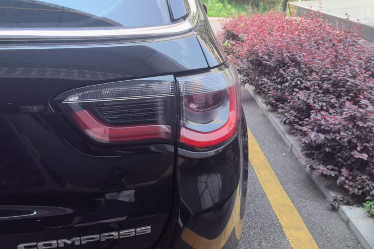 Used Jeep Compass 2020 220T Automatic Leading Edition Right Rear Taillight