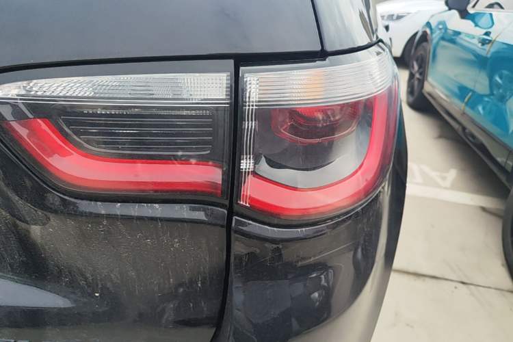 Used Jeep Compass 2020 220T Automatic Leading Edition Right Rear Taillight