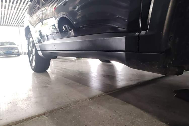 Used Jeep Compass 2020 220T Automatic Leading Edition Right Side Sill