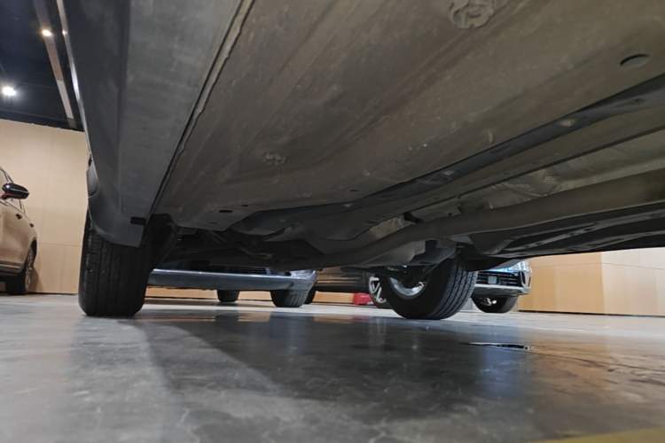 Used Jeep Compass 2020 220T Automatic Leading Edition Right Side Sill