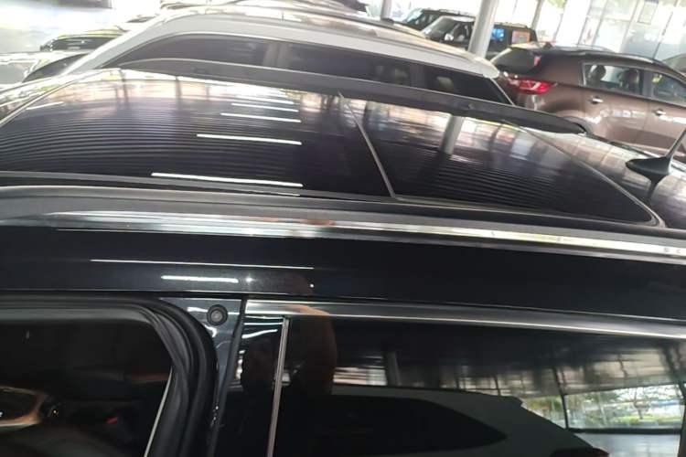 Used Jeep Compass 2020 220T Automatic Leading Edition Roof