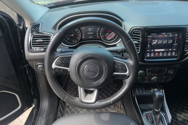 Used Jeep Compass 2020 220T Automatic Elite Edition Steering Wheel