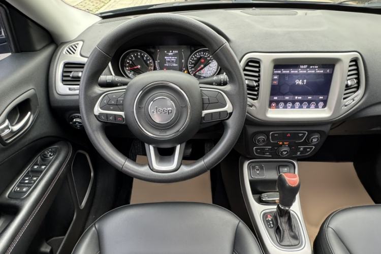 Used Jeep Compass 2020 220T Automatic Leading Edition