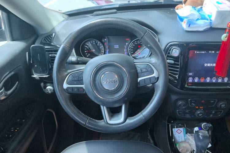 Used Jeep Compass 2020 220T Automatic Elite Edition Steering Wheel