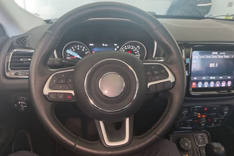 Used Jeep Compass 2020 220T Automatic Four-Wheel Drive Elite Edition Steering Wheel