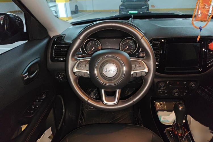 Used Jeep Compass 2020 220T Automatic Elite Edition Steering Wheel