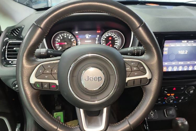 Used Jeep Compass 2020 220T Automatic Elite Edition Steering Wheel