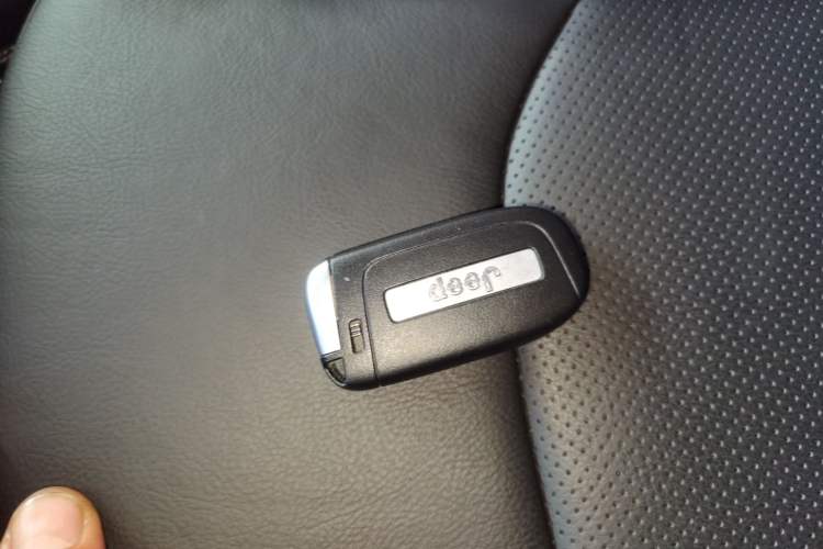Used Jeep Compass 2020 220T Automatic Elite Edition Vehicle Key