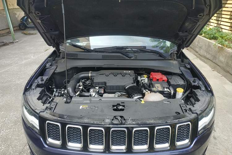 Used Jeep Compass 2020 220T Automatic Leading Edition Engine Bay