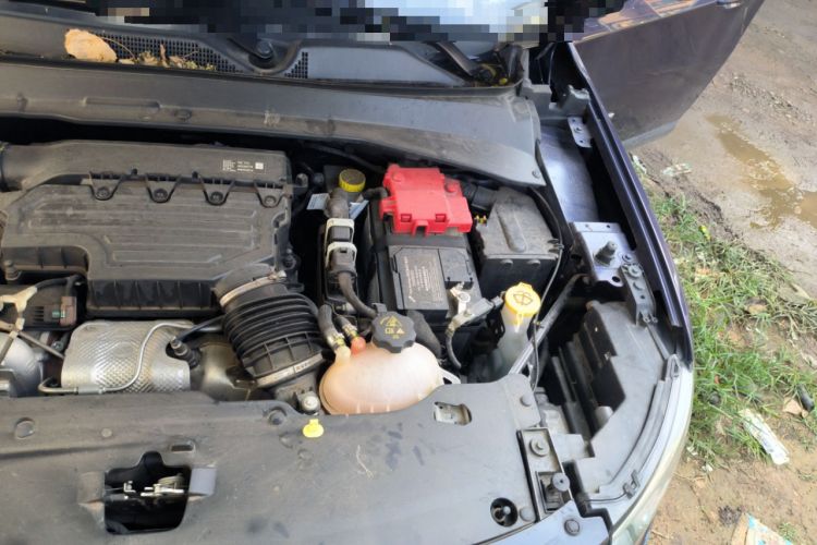 Used Jeep Compass 2020 220T Automatic Elite Edition Engine Bay Left