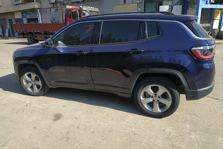 Used Jeep Compass 2020 220T Automatic Leading Edition Exterior 3
