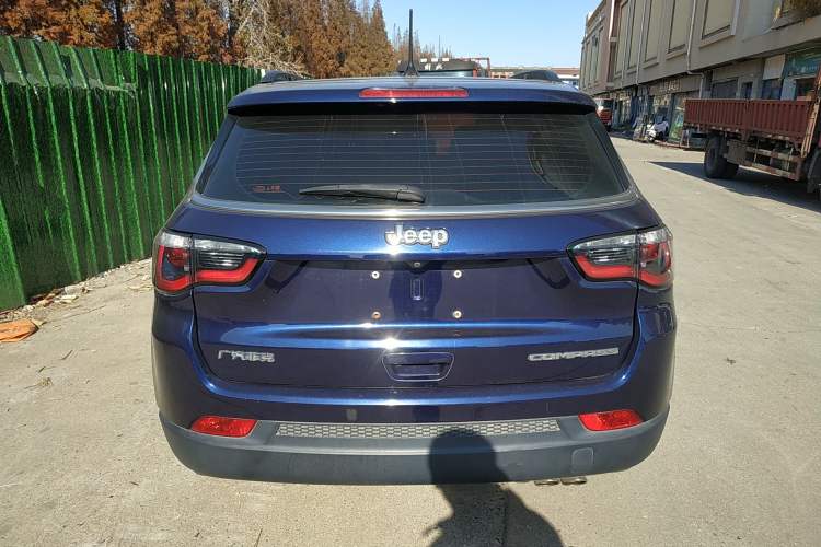 Used Jeep Compass 2020 220T Automatic Leading Edition Exterior 4