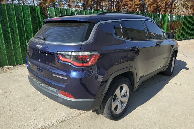 Used Jeep Compass 2020 220T Automatic Leading Edition Exterior 5