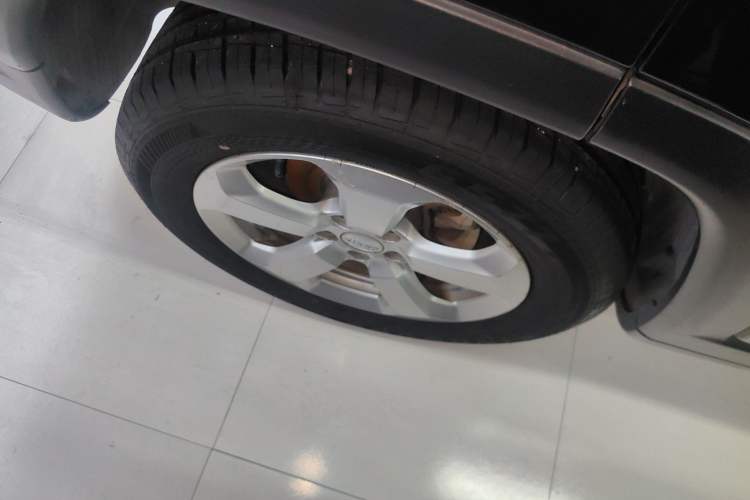 Used Jeep Compass 2020 220T Automatic Leading Edition Exterior 8