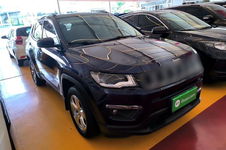 Used Jeep Compass 2020 220T Automatic Leading Edition Front Right 45 Deg