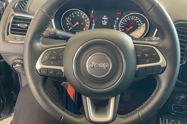 Used Jeep Compass 2020 220T Automatic Elite Edition Interior 6