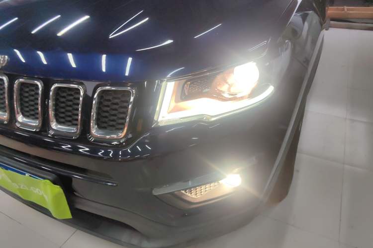 Used Jeep Compass 2020 220T Automatic Leading Edition Left Front Headlight