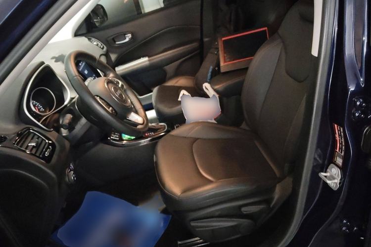 Used Jeep Compass 2020 220T Automatic Elite Edition Left Front Seat