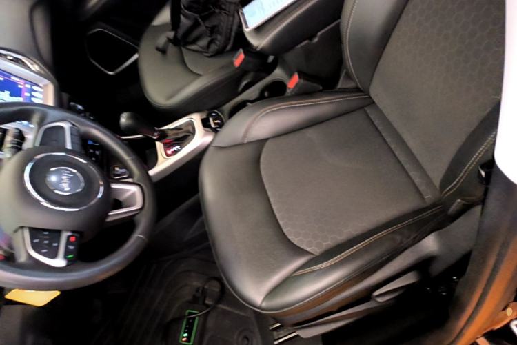 Used Jeep Compass 2020 220T Automatic Leading Edition Left Front Seat