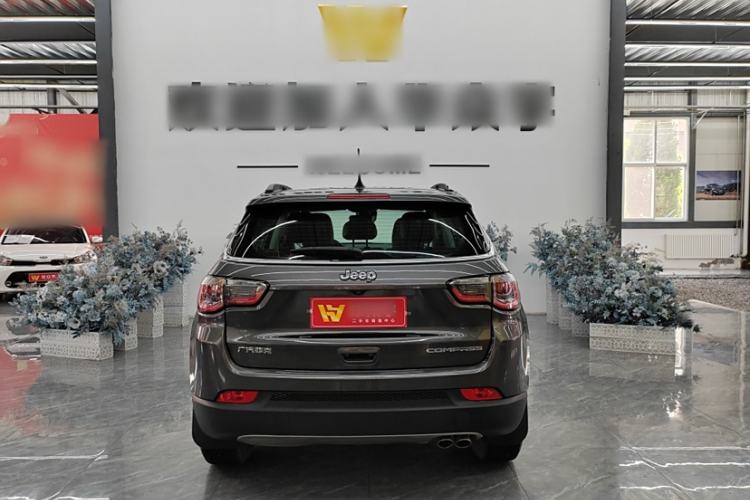Used Jeep Compass 2020 220T Automatic Leading Edition Exterior 6