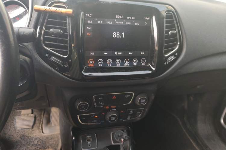 Used Jeep Compass 2020 220T Automatic Night Eagle Edition Audio And AC Panel