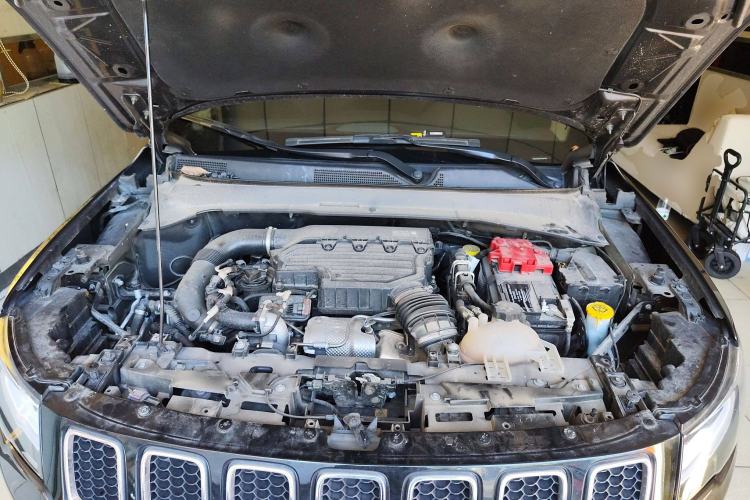 Used Jeep Compass 2020 220T Automatic Leading Edition Engine Bay