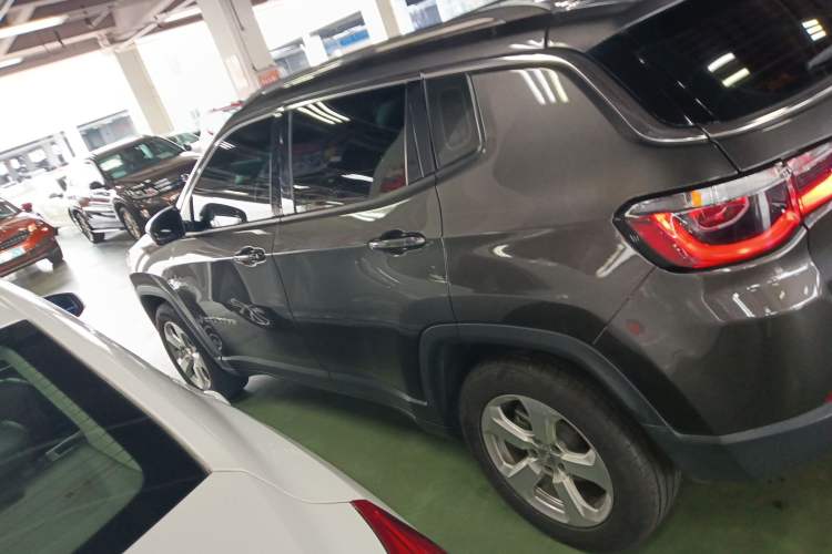 Used Jeep Compass 2020 220T Automatic Elite Edition Exterior 2