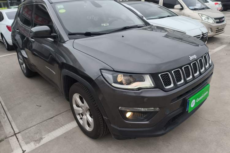 Used Jeep Compass 2020 220T Automatic Elite Edition Front Right 45 Deg