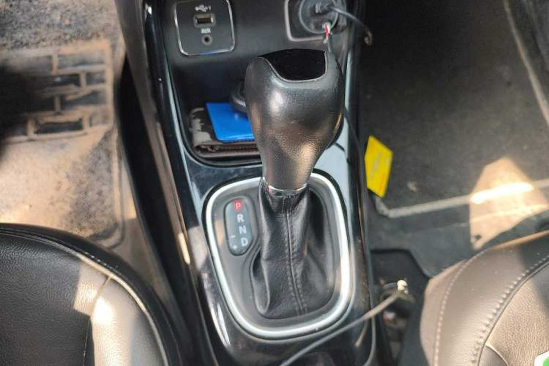 Used Jeep Compass 2020 220T Automatic Night Eagle Edition Gear Lever