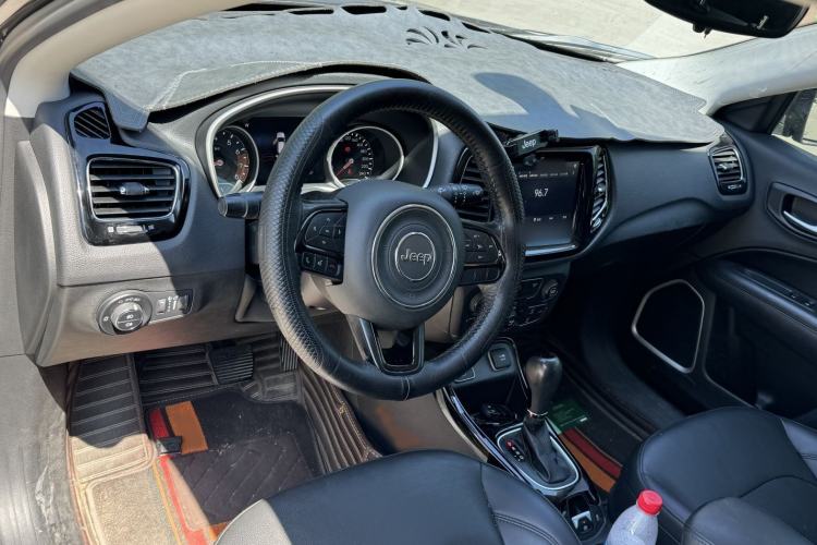 Used Jeep Compass 2020 220T Automatic Night Eagle Edition Interior 2