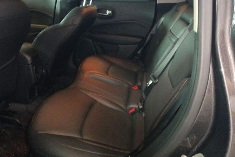 Used Jeep Compass 2020 220T Automatic Elite Edition Interior 4