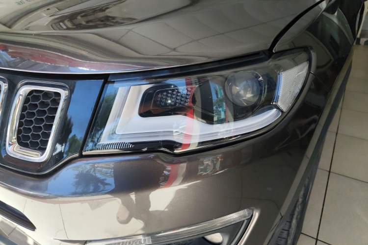 Used Jeep Compass 2020 220T Automatic Leading Edition Left Front Headlight