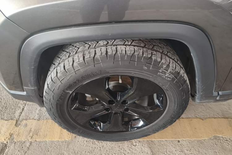 Used Jeep Compass 2020 220T Automatic Night Eagle Edition Left Front Wheel Hub