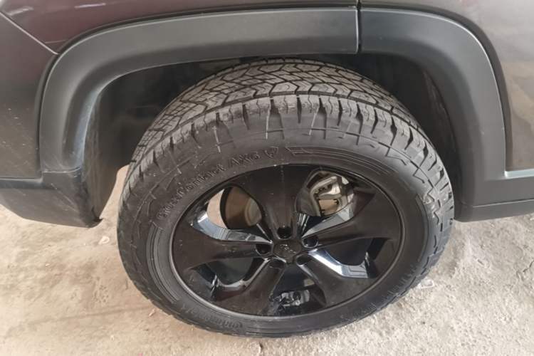 Used Jeep Compass 2020 220T Automatic Night Eagle Edition Right Rear Wheel Hub