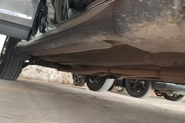 Used Jeep Compass 2020 220T Automatic Night Eagle Edition Right Side Sill