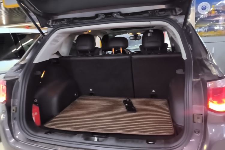 Used Jeep Compass 2020 220T Automatic Night Eagle Edition Trunk