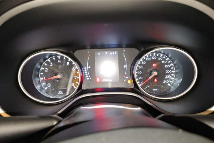 Used Jeep Compass 2020 220T Automatic Leading Edition Instrument Cluster