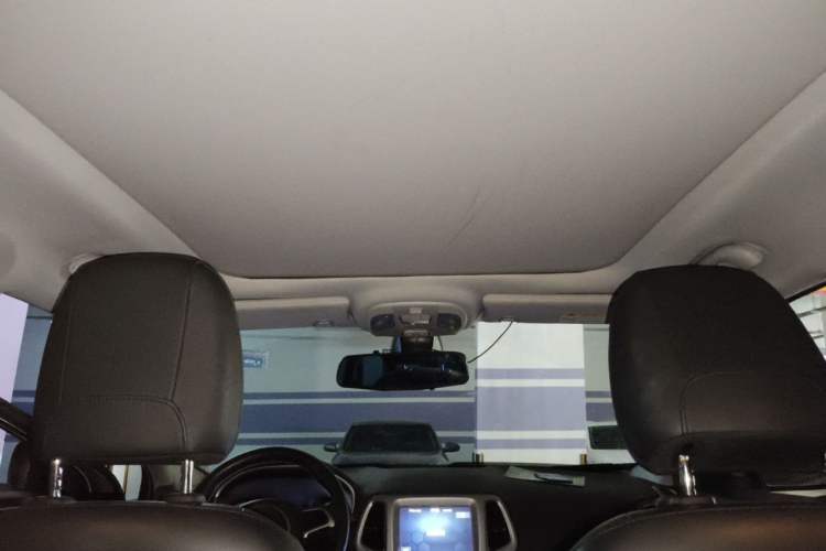 Used Jeep Compass 2020 220T Automatic Leading Edition Headliner